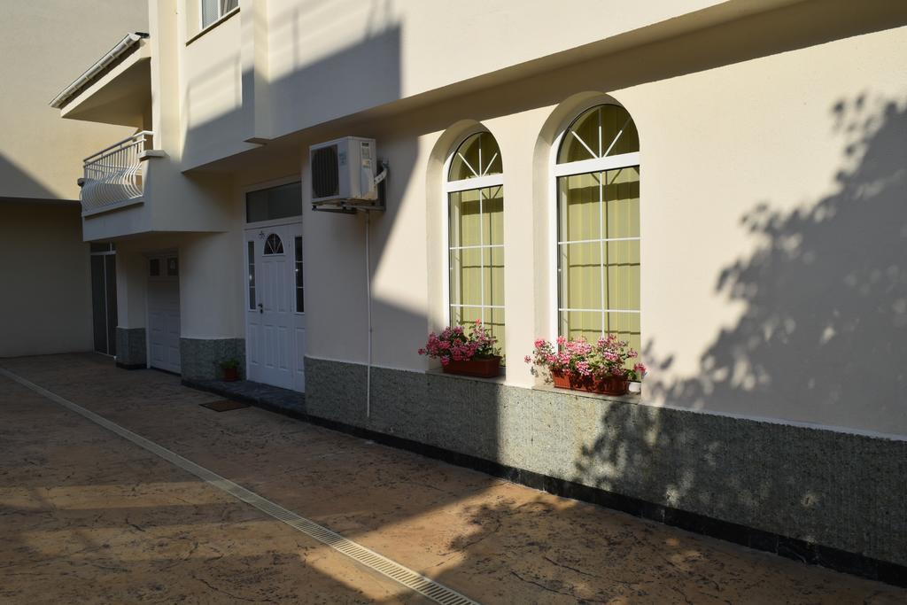 רבדה Hotel Eva מראה חיצוני תמונה