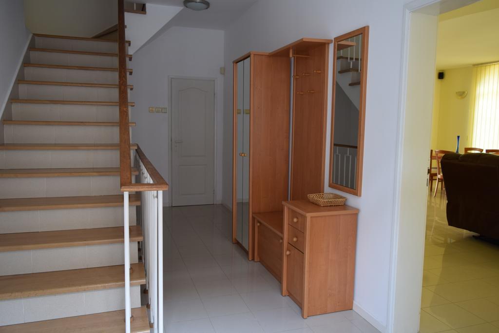 רבדה Hotel Eva מראה חיצוני תמונה
