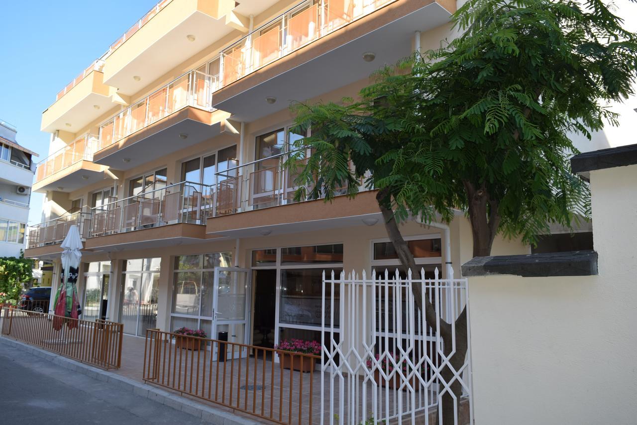 רבדה Hotel Eva מראה חיצוני תמונה