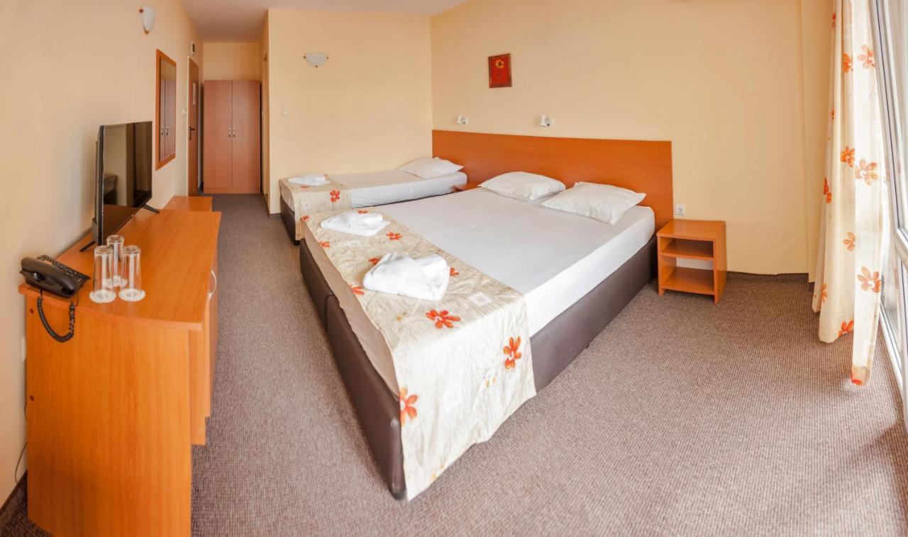 רבדה Hotel Eva מראה חיצוני תמונה